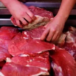 El consumo de carne cayó más del 11% y registra el nivel más bajo en 30 años