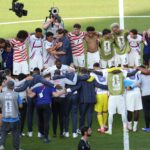 La celebración de EE.UU. tras la clasificación a octavos del Mundial: canciones, rondas y aplausos para Pochettino