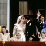 “Dijeron que no nos besáramos”: a 40 años de la boda del príncipe Andrés y Sarah Ferguson entre pétalos de rosa y un oscuro final