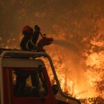 El fuego no da tregua en España y Francia: ya son 270.000 los evacuados por los incendios