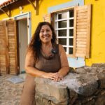 Es argentina, vive en Cabo Verde hace 22 años y armó su emprendimiento: “No hay inflación y  el presidente se sienta a tu mesa en un café”