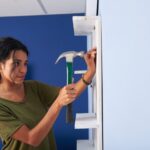 Cómo colocar un tornillo en la pared sin que se afloje con un sencillo truco casero