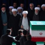 Una multitud despide al líder supremo Alí Khamenei en Irán y su hijo Mojtaba es el gran ausente en el funeral
