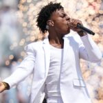 Un show deslucido para dar el puntapié inicial a la final del Mundial