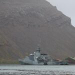 Malvinas: versiones cruzadas sobre un buque de guerra británico que navegó aguas argentinas