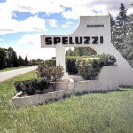 Speluzzi ya es municipio.