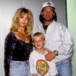 De ver a su padre trabajar en los sets a compartir pantalla con él: la historia del heredero de Hollywood