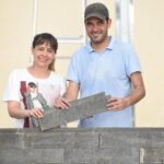 Construyen casas en cinco días con ladrillos que encastran como Lego y están hechos con plástico reciclado