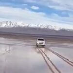 Entró con una camioneta a la Pampa del Leoncito y provocó un daño que podría tardar 100 años en recuperarse
