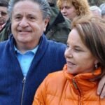 Por el “vacunatorio VIP” piden indagar a Eduardo y Chiche Duhalde, Verbitsky y otras 30 personas